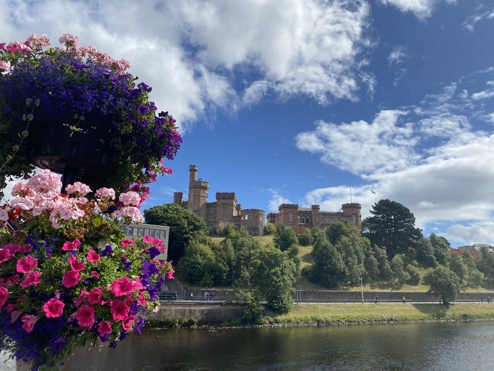 Explore Inverness: Your Ultimate Sober Guide to Nature, Scenic Walks & Dry Pubs 1 explore-inverness-your-ultimate-sober-guide-to-nature-scenic-walks-dry-pubs