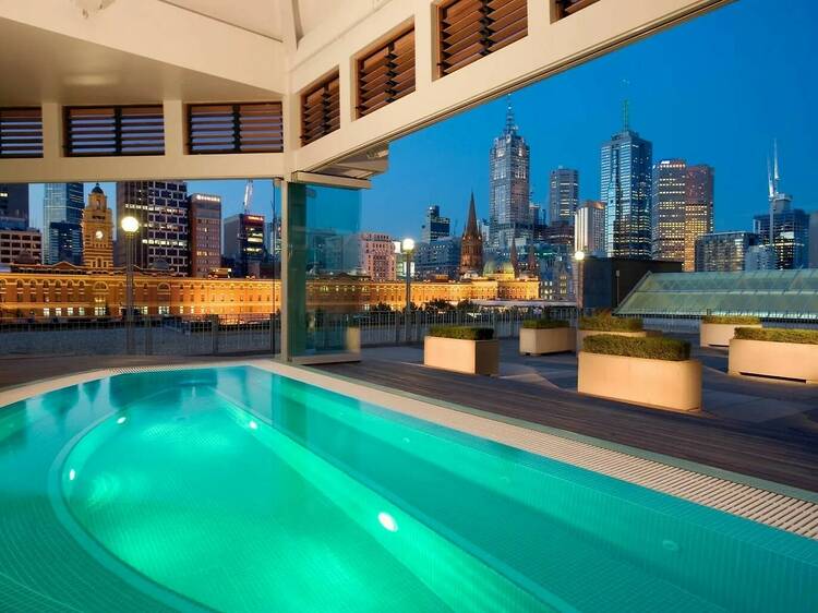 Top 10 Sober-Friendly Hotels in Melbourne for a Wellness-Focused Stay 1 top-10-sober-friendly-hotels-in-melbourne-for-a-wellness-focused-stay